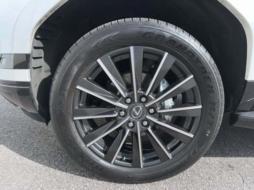Used 2025 Lexus GX 550 AWD/4WD image 9