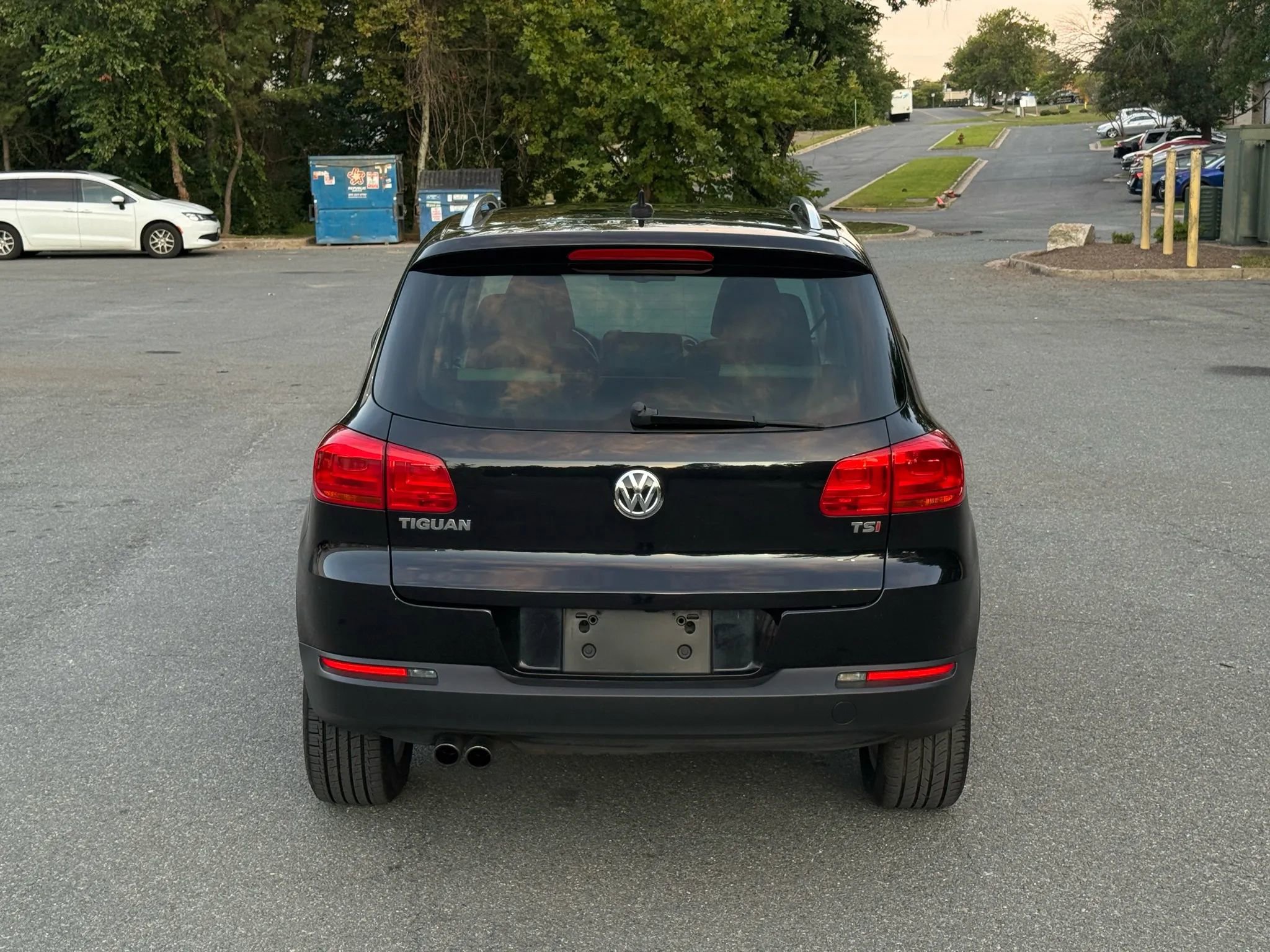 Used 2017 Volkswagen Tiguan Wolfsburg Edition image 12