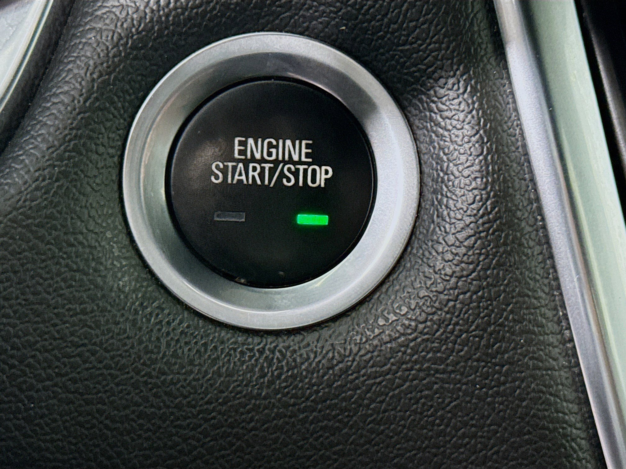 Used 2022 Chevrolet Traverse LT image 21