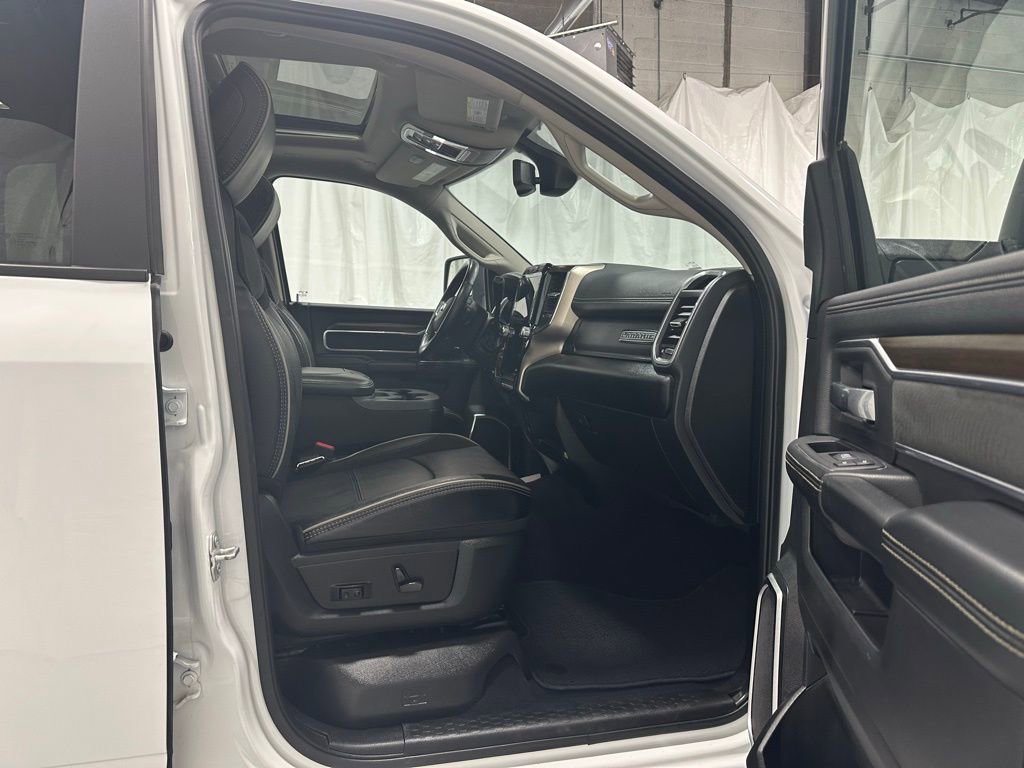 Used 2024 RAM 3500 Laramie image 55
