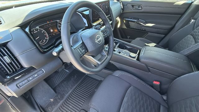 New 2026 Nissan Pathfinder SV AWD/4WD image 10