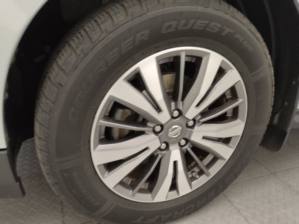Used 2017 Nissan Pathfinder SL w/ SL Premium Package FWD image 31