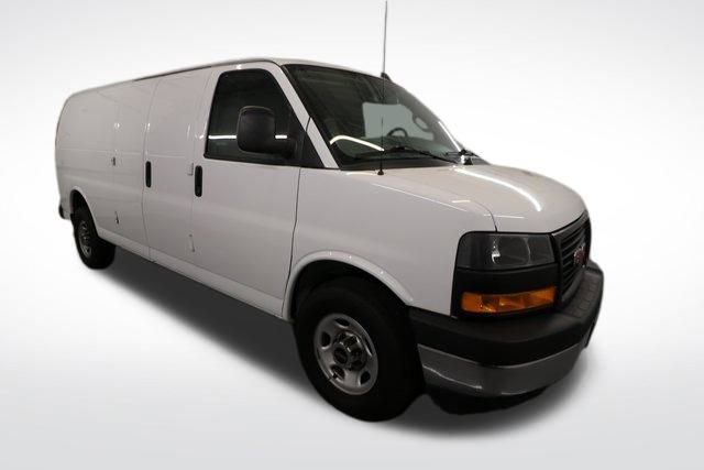 Used 2018 GMC Savana 2500 Extended image 1
