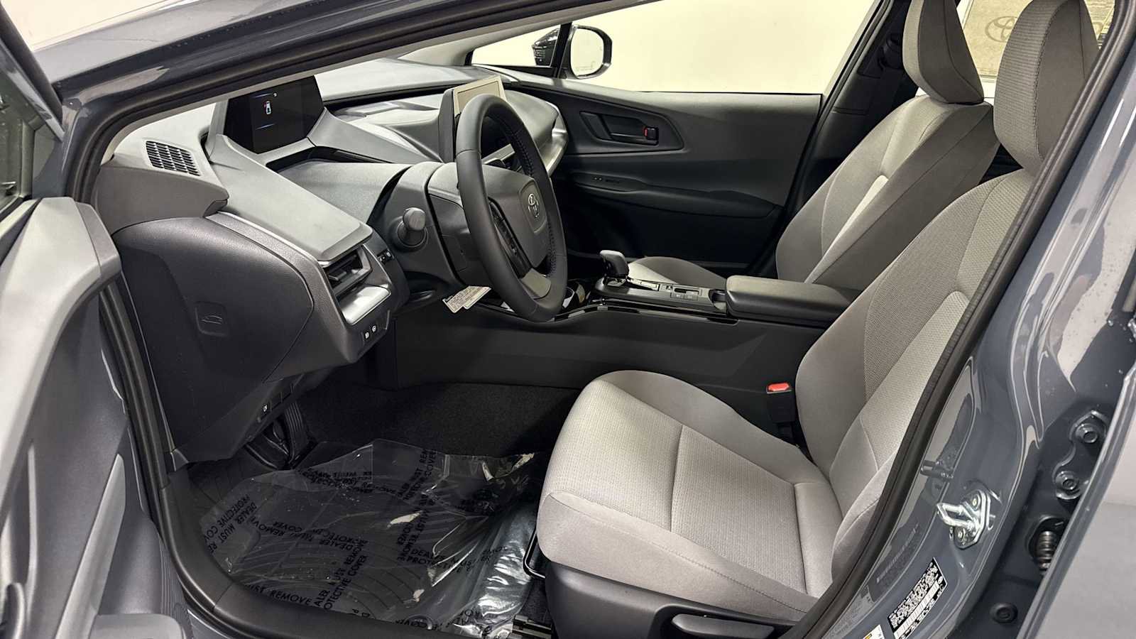 New 2026 Toyota Prius LE image 13