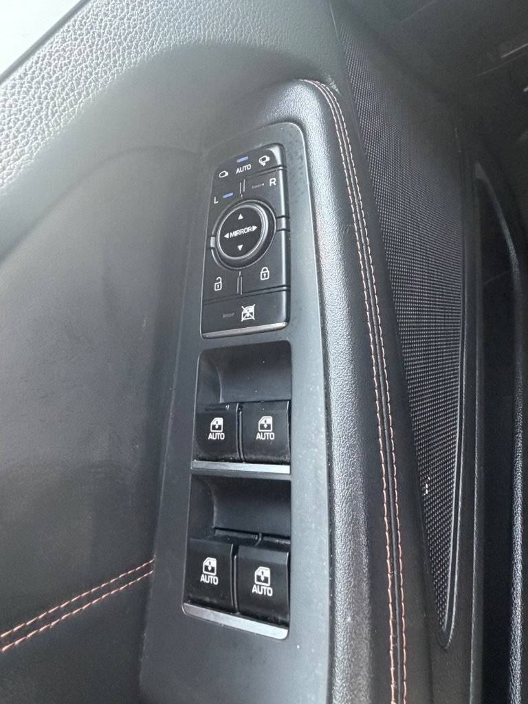 Used 2019 Genesis G80 3.3T Sport RWD image 12