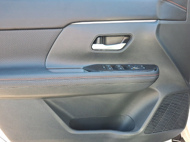 Certified 2026 Nissan Kicks SR w/ SR Premium Package FWD image 15