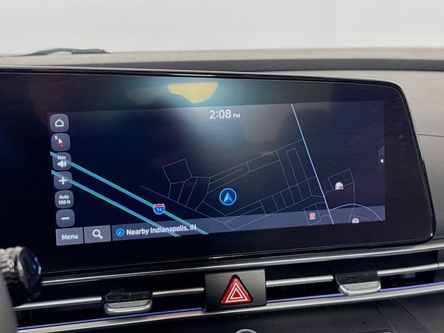 Used 2025 Hyundai Elantra SEL FWD image 16