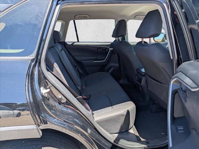 Used 2020 Toyota RAV4 LE w/ Carpet Mat Package FWD image 17