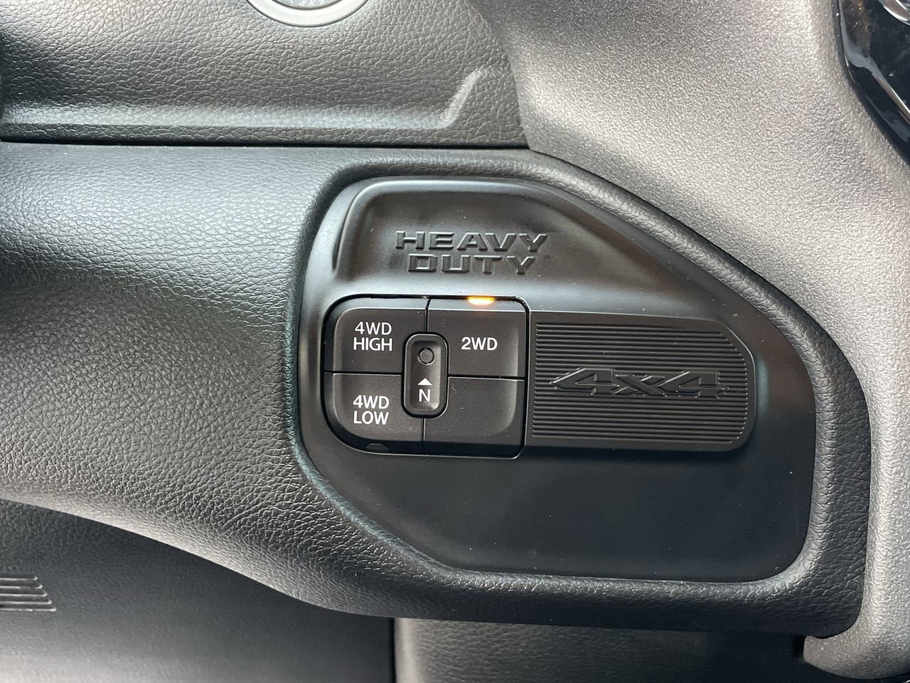 Used 2024 RAM 3500 Tradesman w/ Chrome Appearance Group image 25