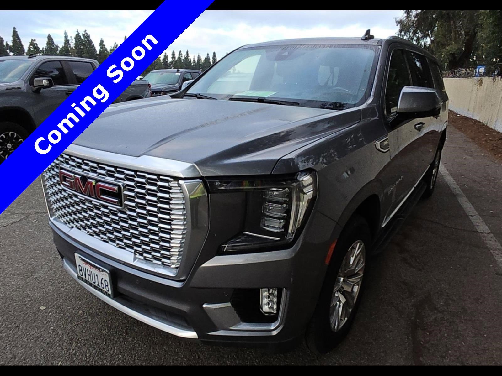 Used 2021 GMC Yukon XL Denali image 1