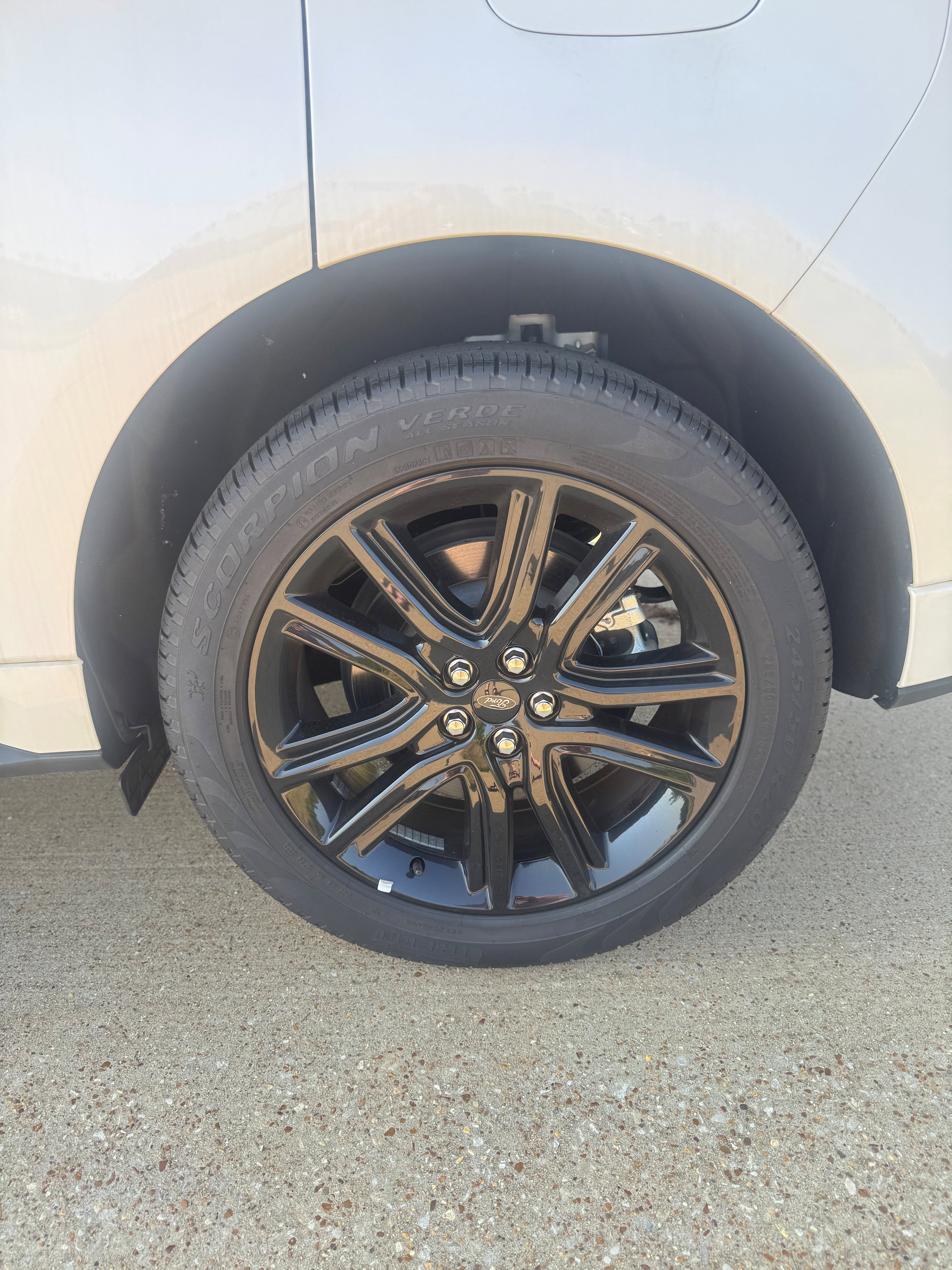 New 2024 Ford Edge ST-Line image 35