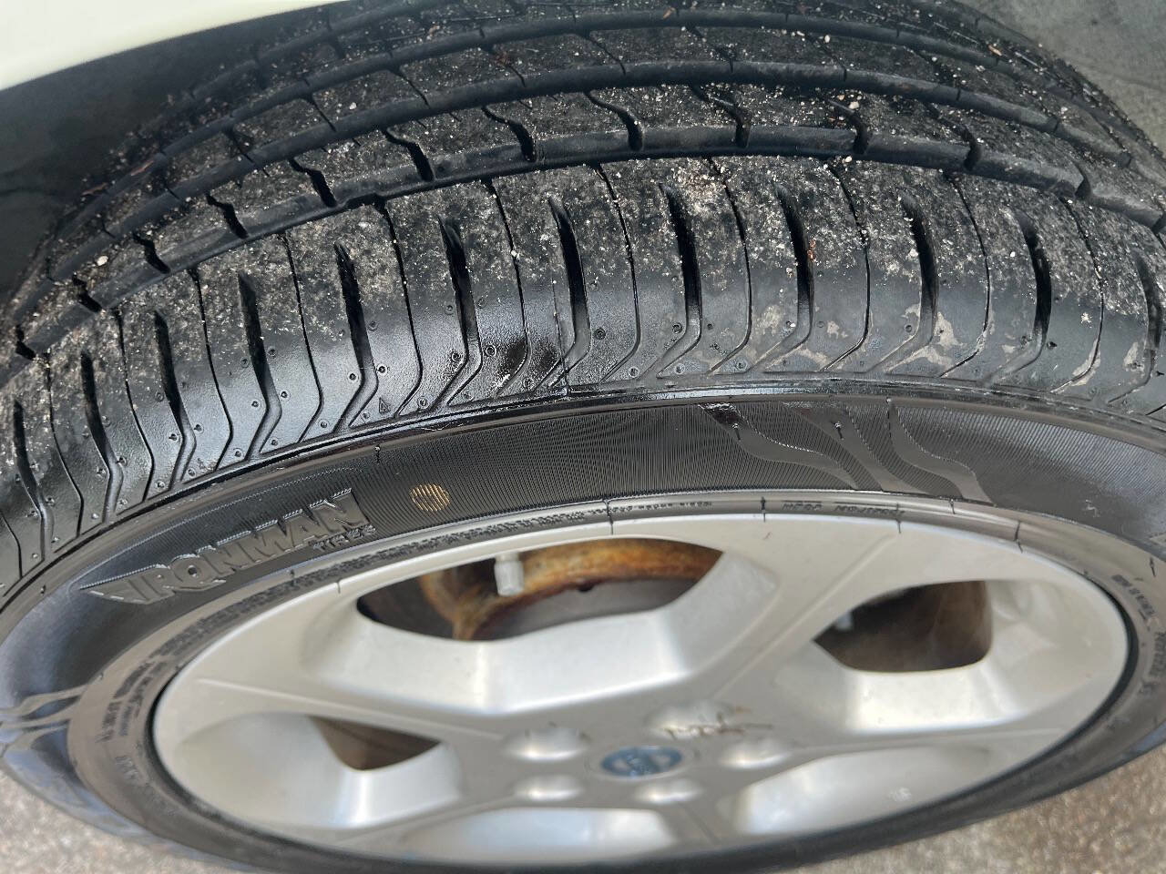 Used 2012 Nissan Leaf SV image 26