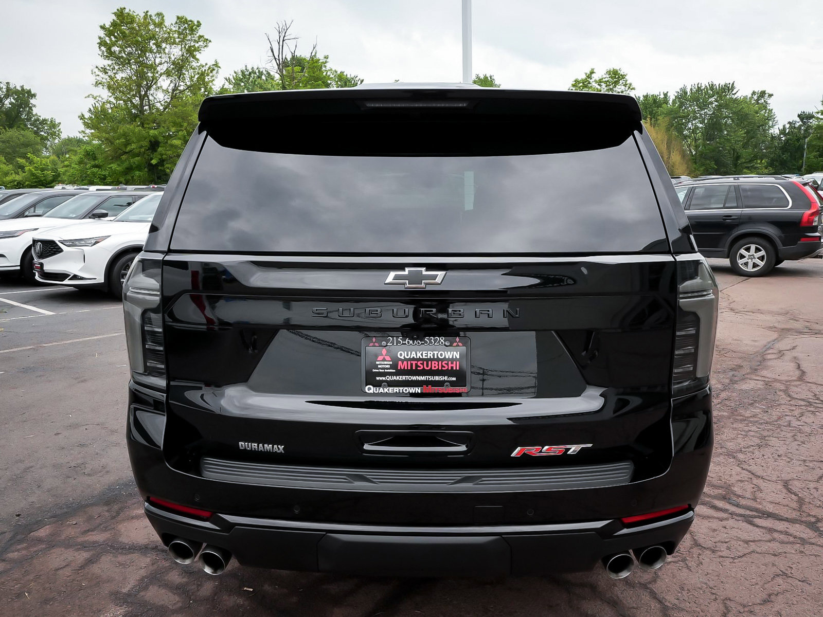 Used 2026 Chevrolet Suburban RST w/ RST Capability Package AWD/4WD image 5