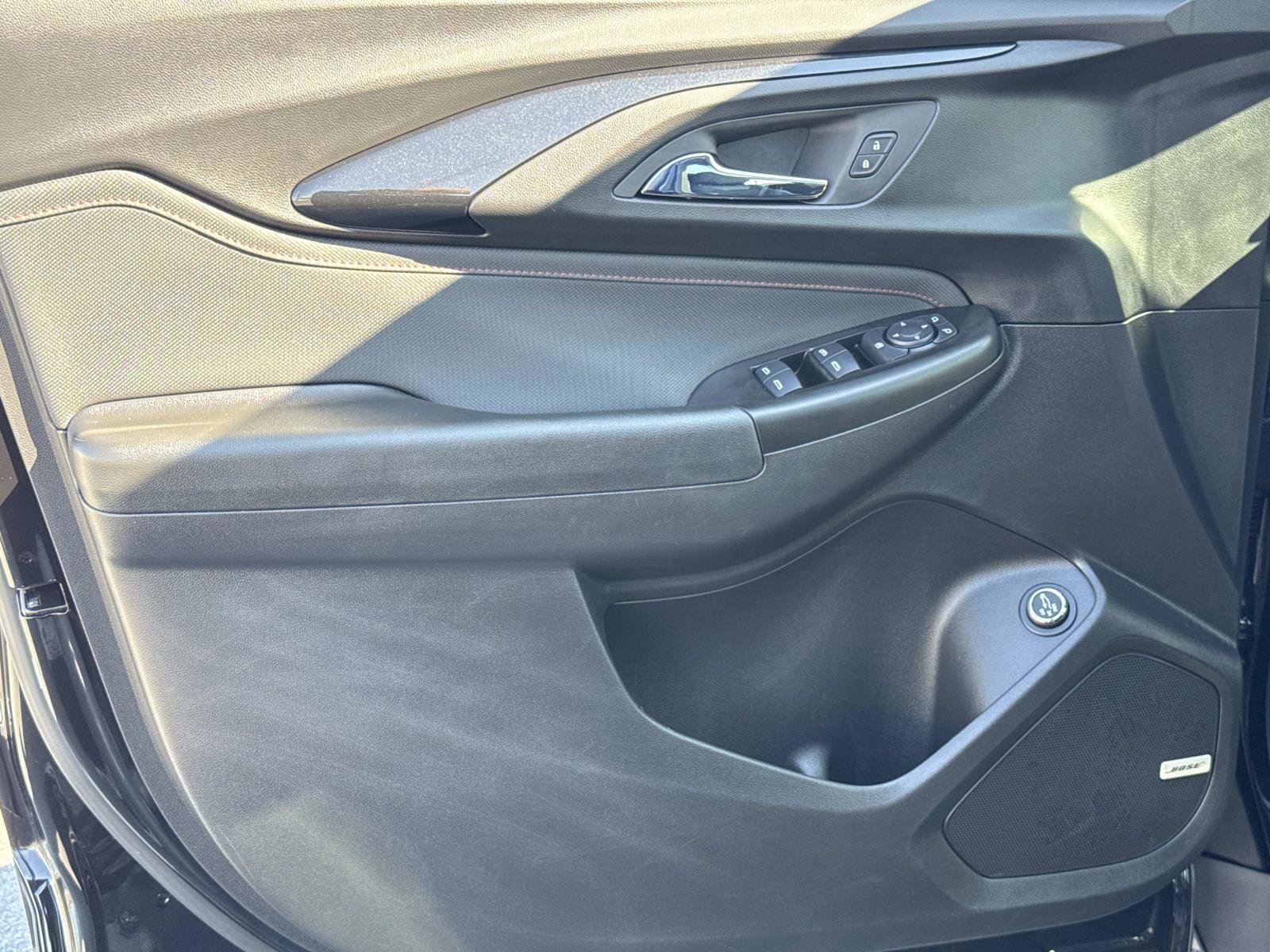 Used 2023 Chevrolet TrailBlazer RS w/ Sun and Liftgate Package image 17