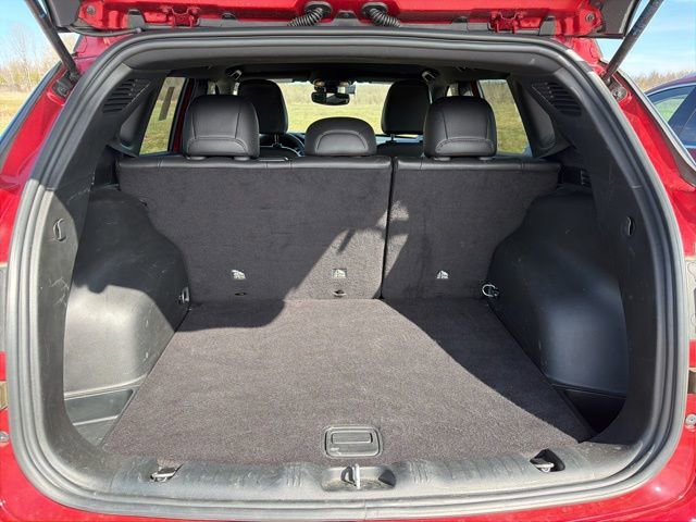 Used 2025 Jeep Compass Trailhawk AWD/4WD image 8