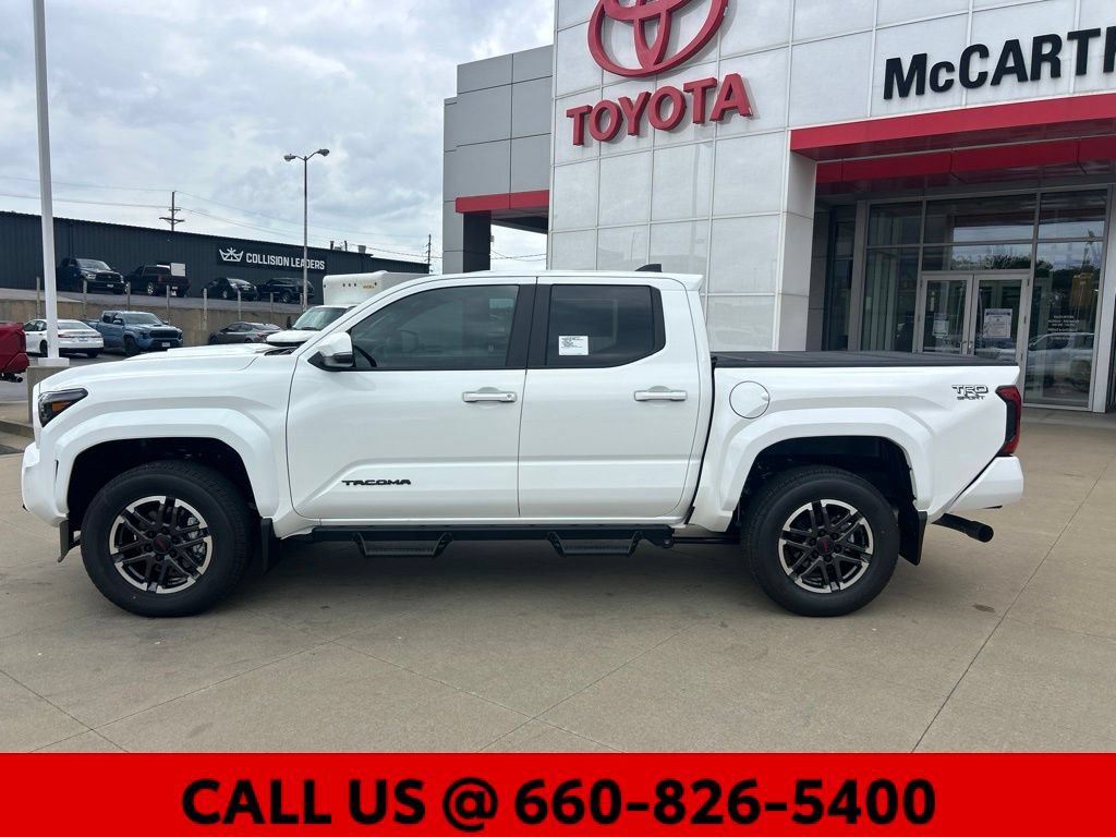 New 2026 Toyota Tacoma TRD Sport w/ TRD Sport Upgrade Package AWD/4WD image 17