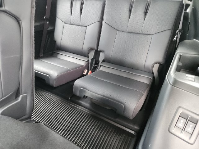Used 2024 Lexus GX 550 w/ Accessory Package (Z1) AWD/4WD image 29