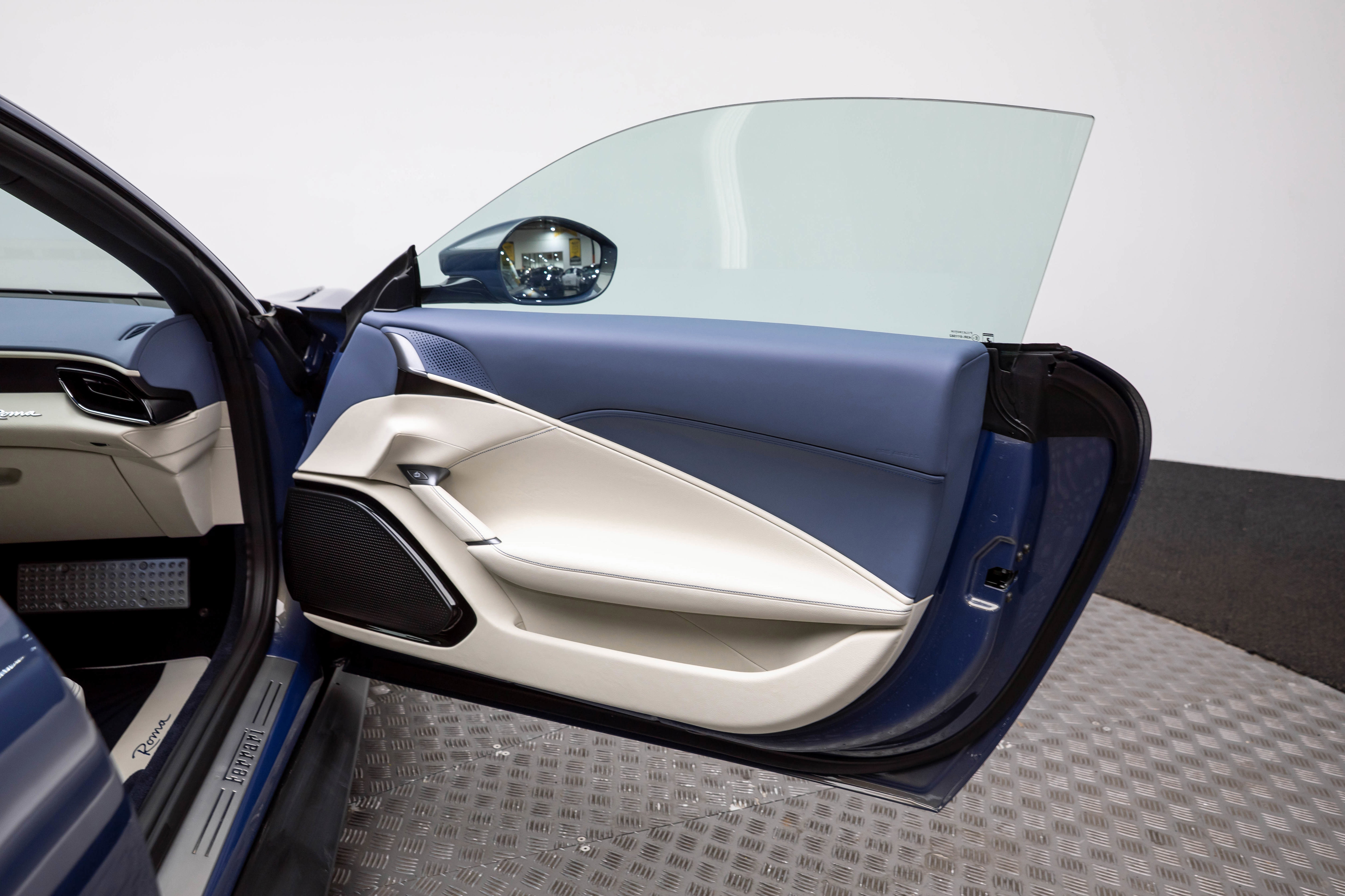 Certified 2023 Ferrari Roma image 35