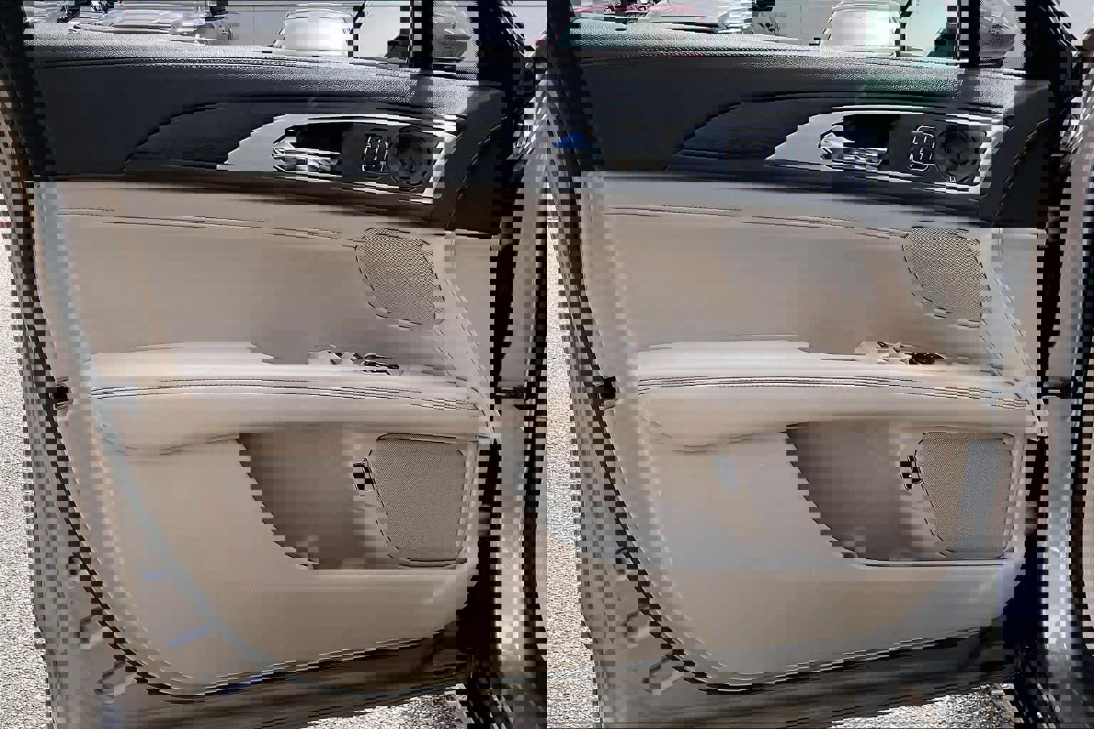 Used 2020 Lincoln MKZ Reserve w/ Elements Package image 20