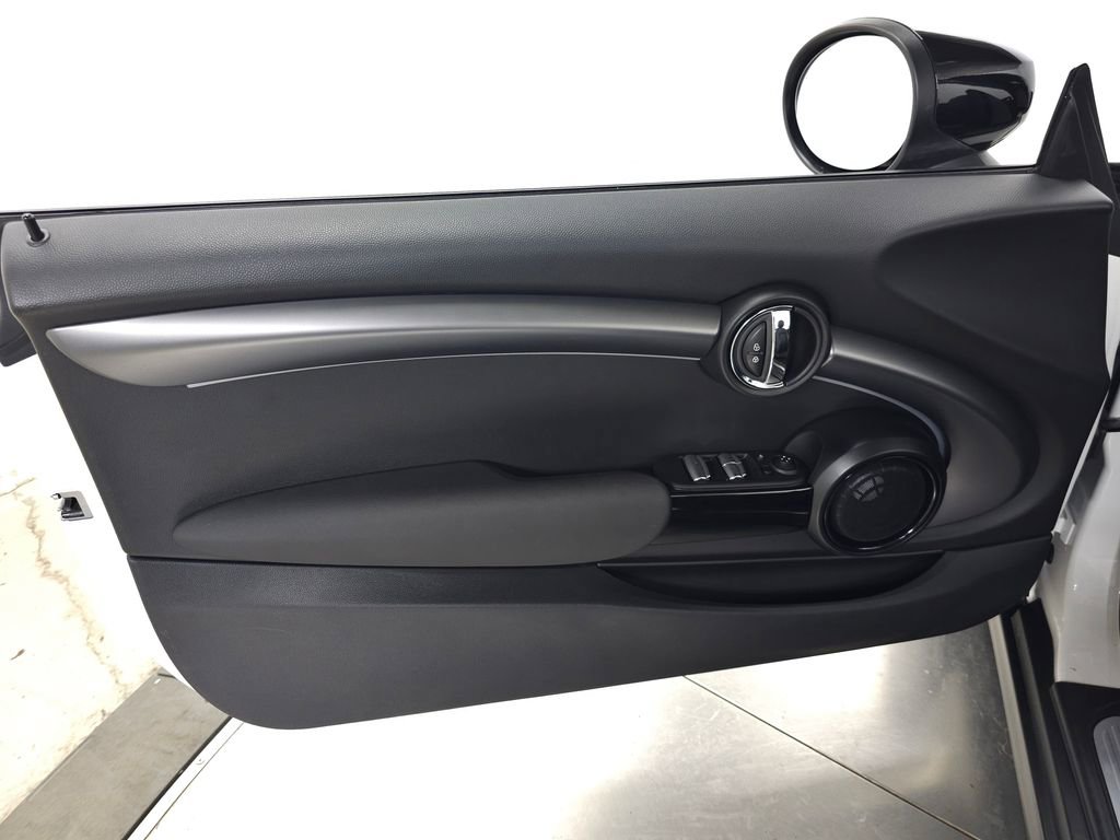 Used 2023 MINI Cooper S FWD image 12