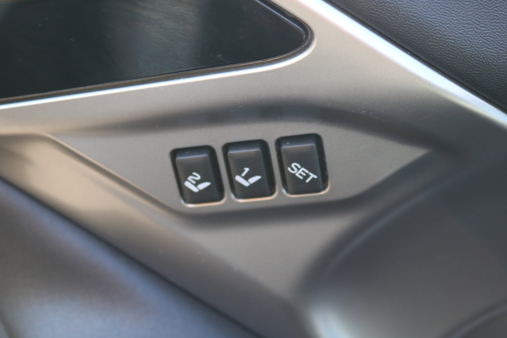 Used 2020 Subaru Outback Limited image 14