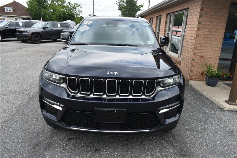 Used 2023 Jeep Grand Cherokee 4WD 4xe image 8