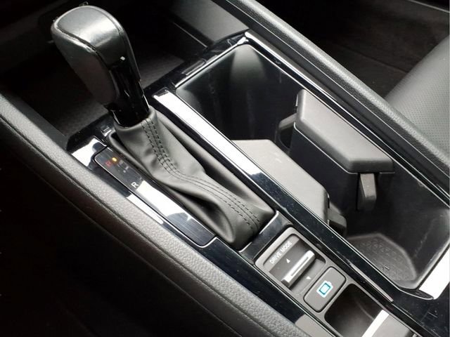 Used 2023 Honda Accord Sport image 11