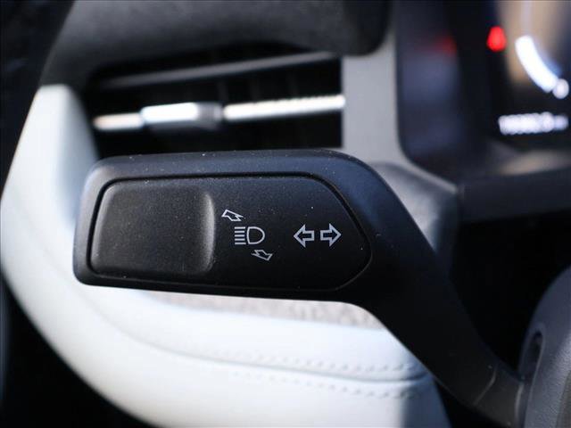 Used 2025 Ford Explorer Platinum w/ Ultimate Package AWD/4WD image 14