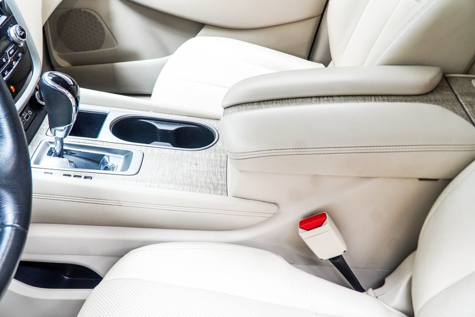 Used 2019 Nissan Murano SV w/ Cargo Package FWD image 23
