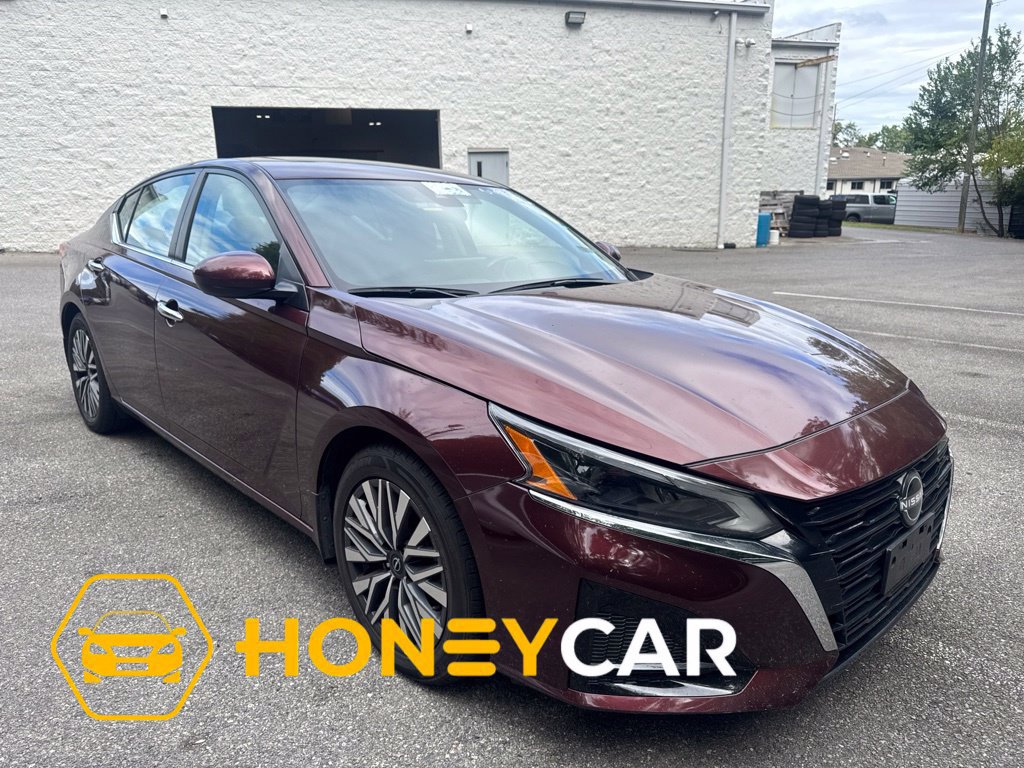 Used 2023 Nissan Altima 2.5 SV w/ SV Premium Package