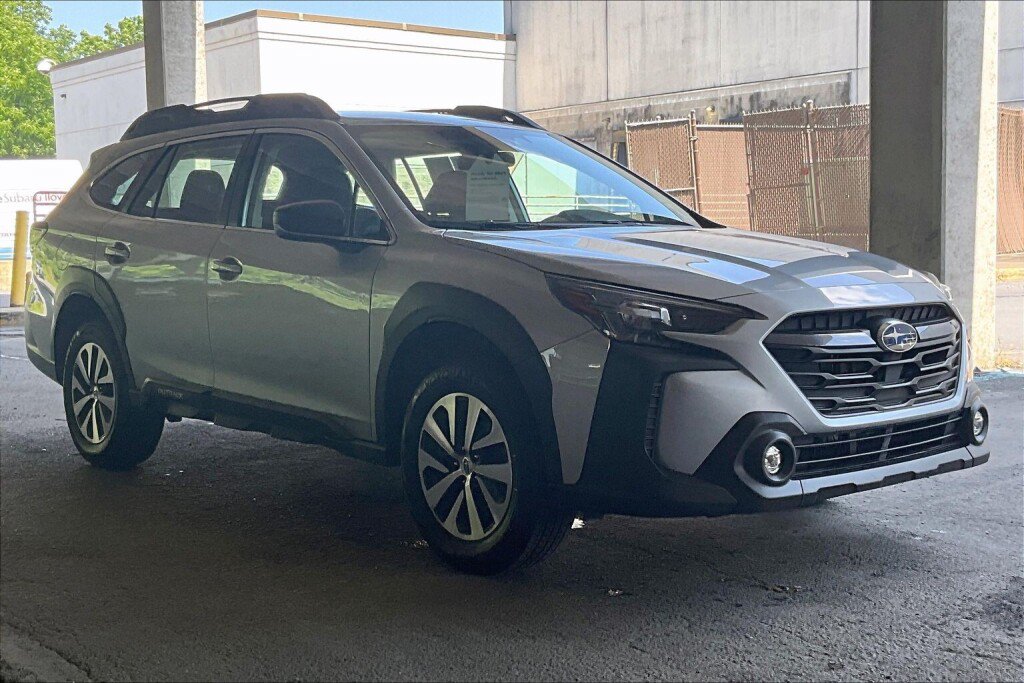 Certified 2024 Subaru Outback AWD/4WD image 18