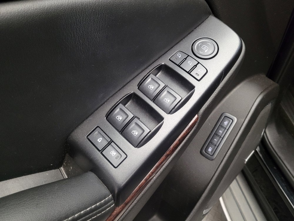 Used 2015 GMC Yukon SLT w/ Open Road Package AWD/4WD image 27