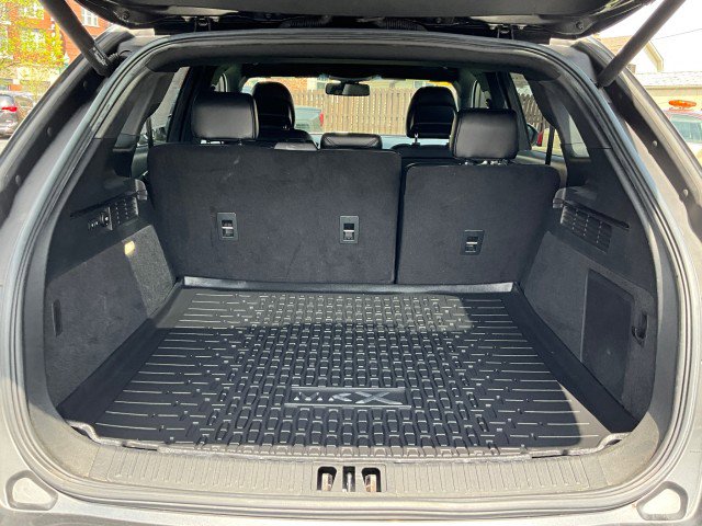 Used 2017 Lincoln MKX Reserve w/ Lincoln MKX Climate Package image 37