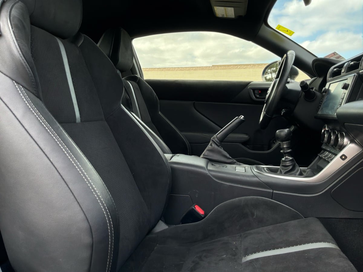 Used 2023 Toyota GR86 Premium RWD image 20