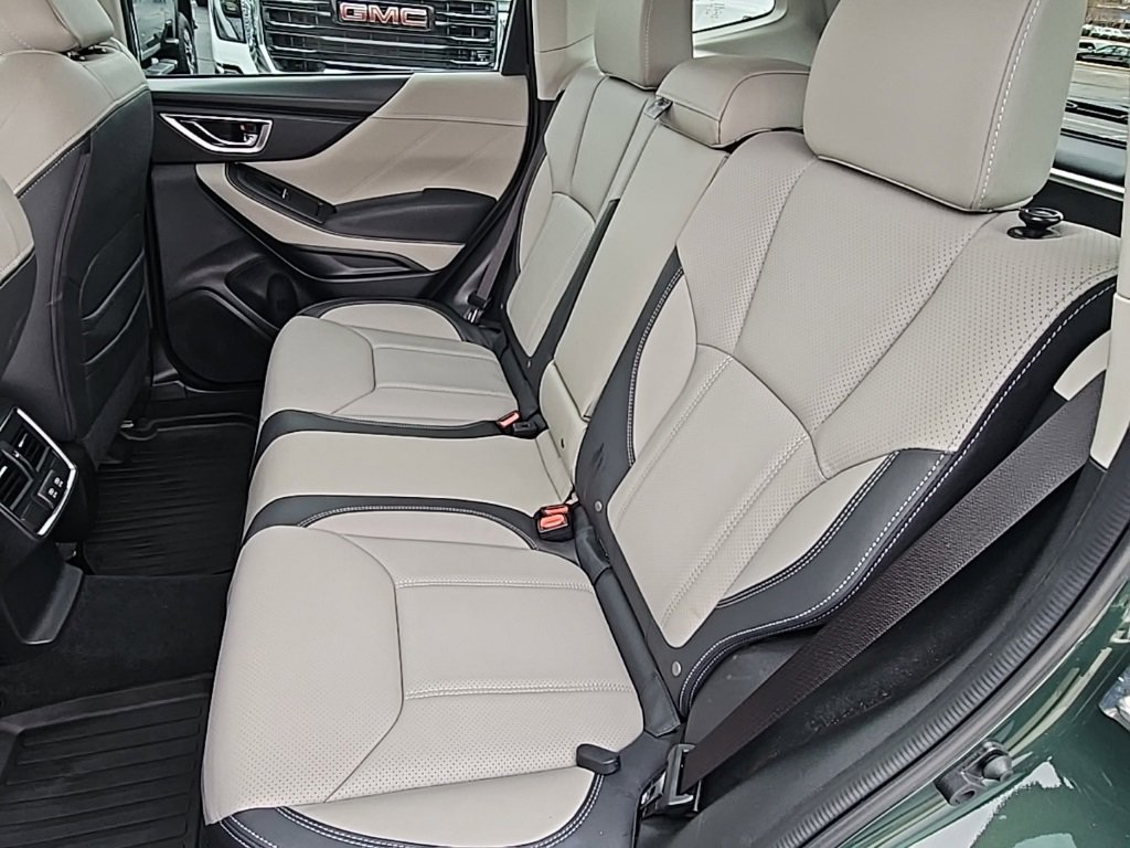 Used 2022 Subaru Forester Limited image 15