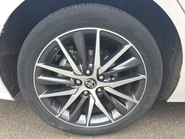 Used 2022 Toyota Camry XLE AWD/4WD image 10
