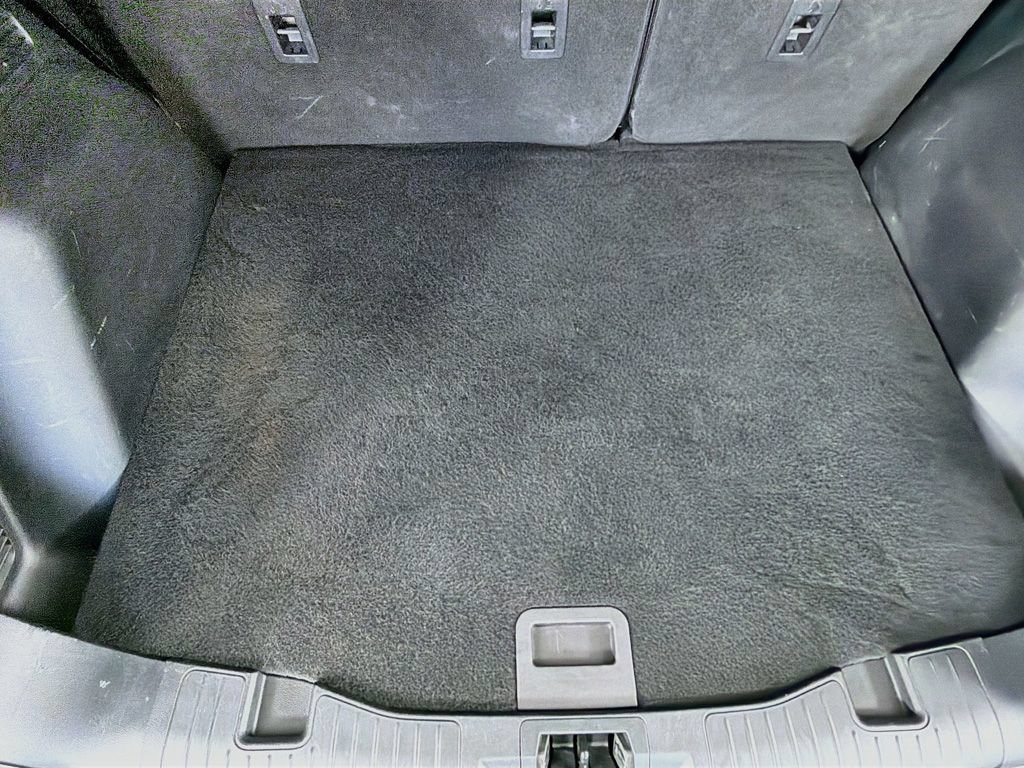 Used 2025 Ford Escape Platinum AWD/4WD image 17