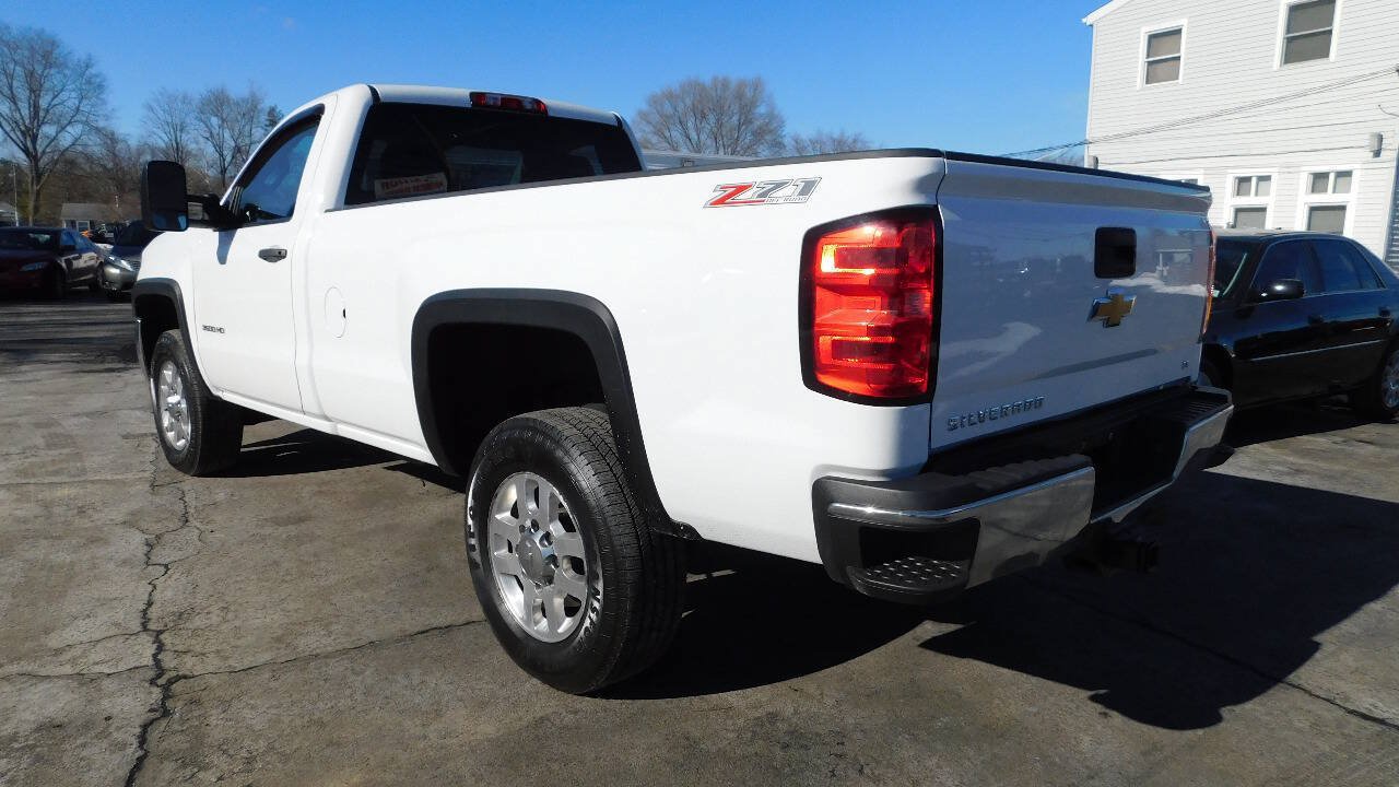 Used 2015 Chevrolet Silverado 3500 LT w/ LT Convenience Package AWD/4WD image 3