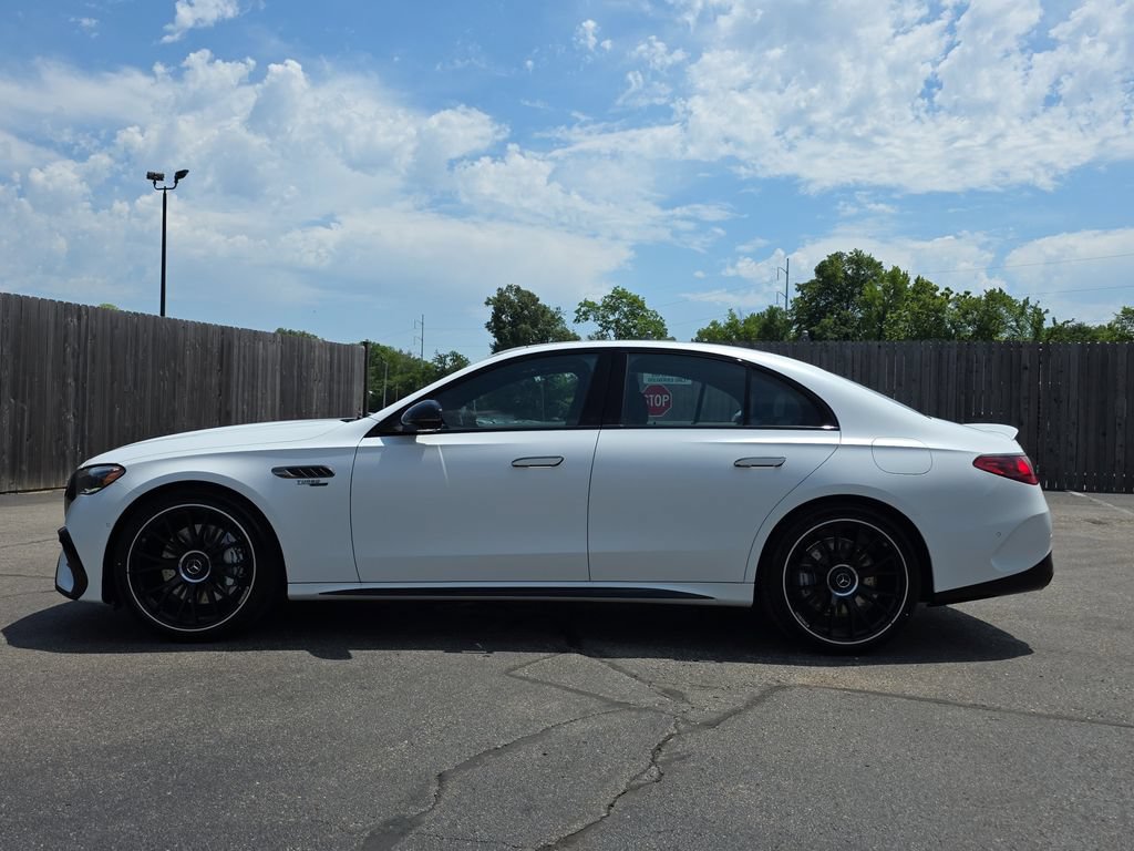 New 2026 Mercedes-Benz E 53 AMG e 4MATIC Sedan image 2