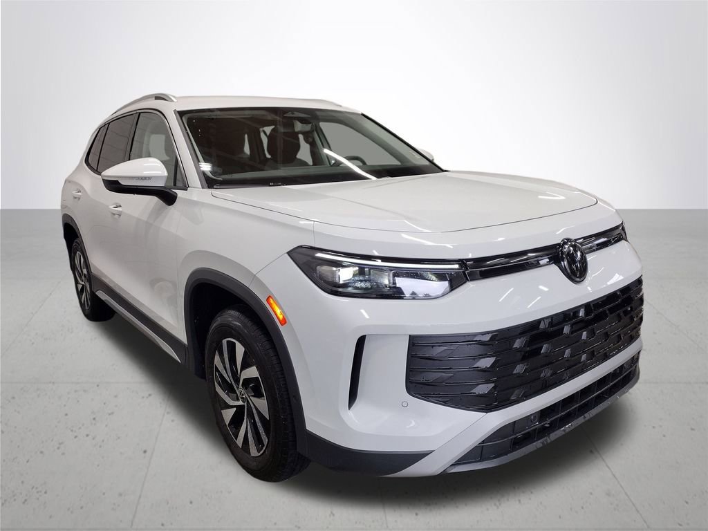 New 2025 Volkswagen Tiguan S image 4