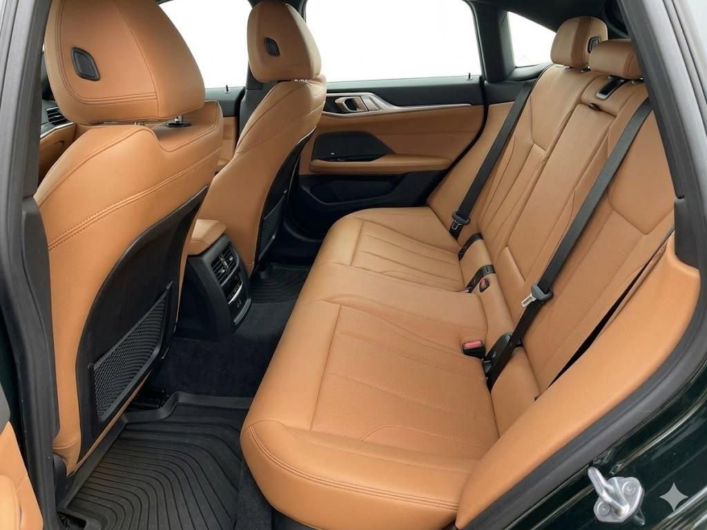 Used 2023 BMW i4 eDrive35 w/ Premium Package image 13