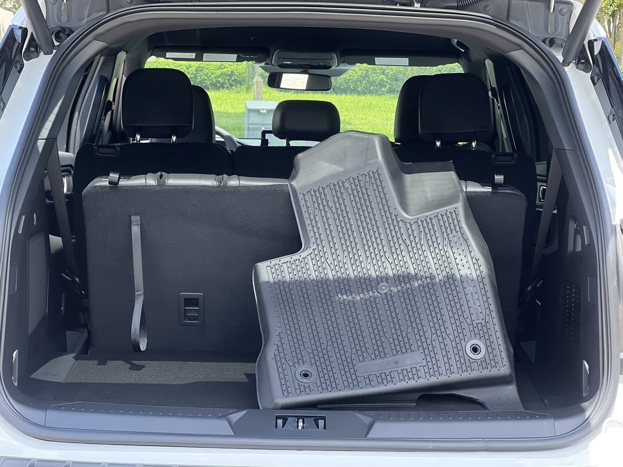 New 2026 Ford Explorer ST-Line w/ Premium Package RWD image 21