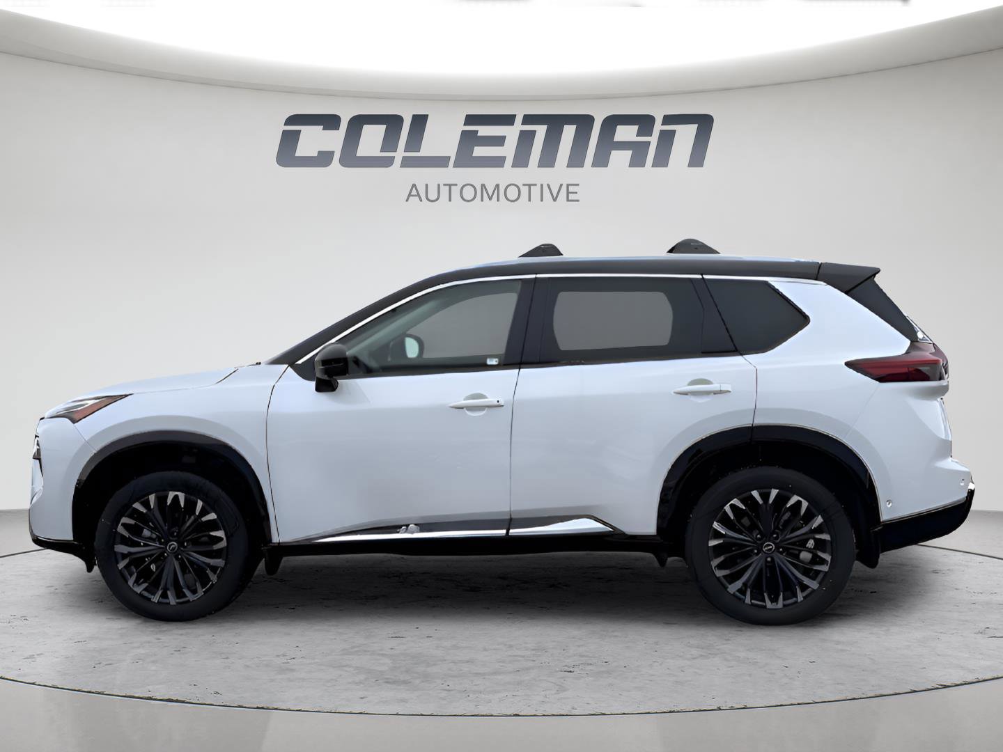 New 2026 Nissan Rogue Platinum w/ Platinum Premium Package image 2