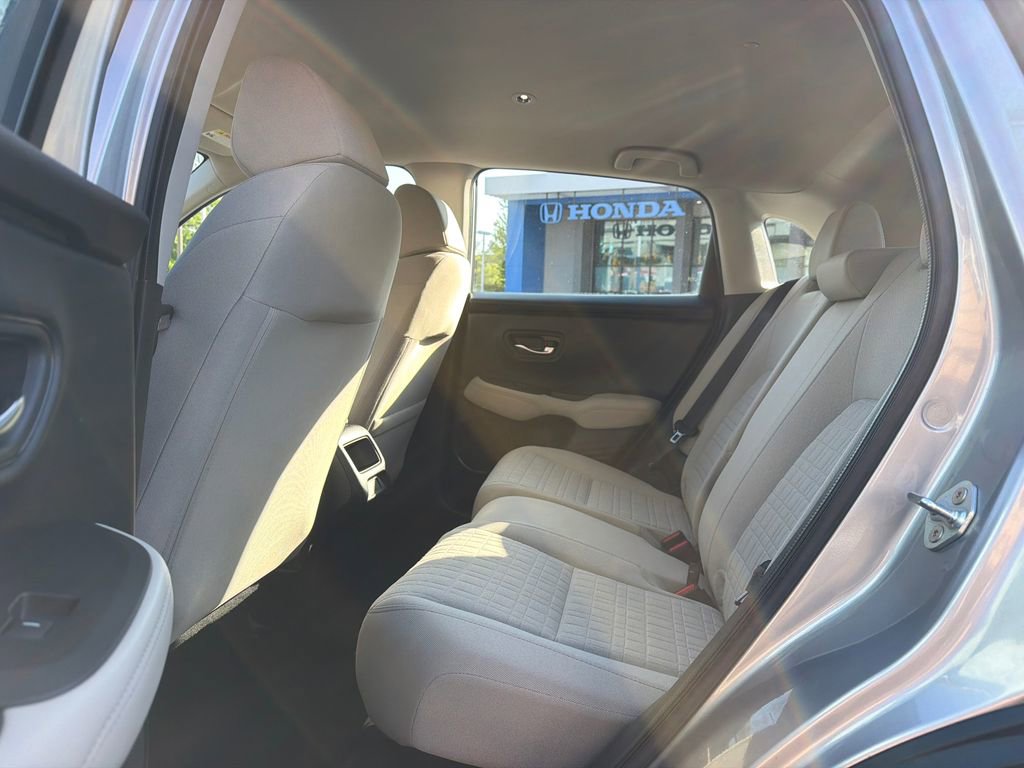Used 2023 Honda HR-V LX image 15