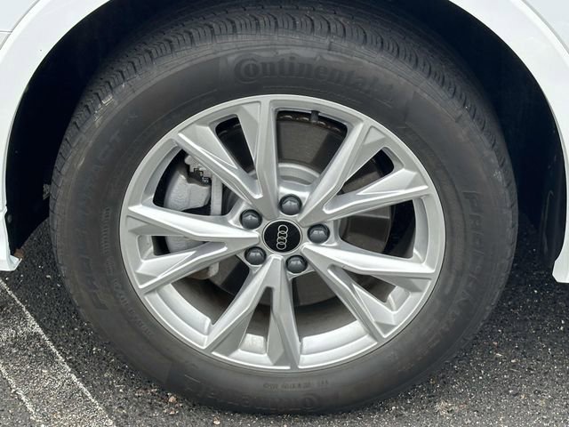 Certified 2025 Audi Q3 2.0T Premium w/ Convenience Package image 10