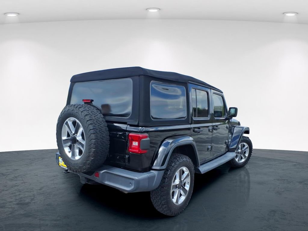 Used 2018 Jeep Wrangler Unlimited Sahara image 7