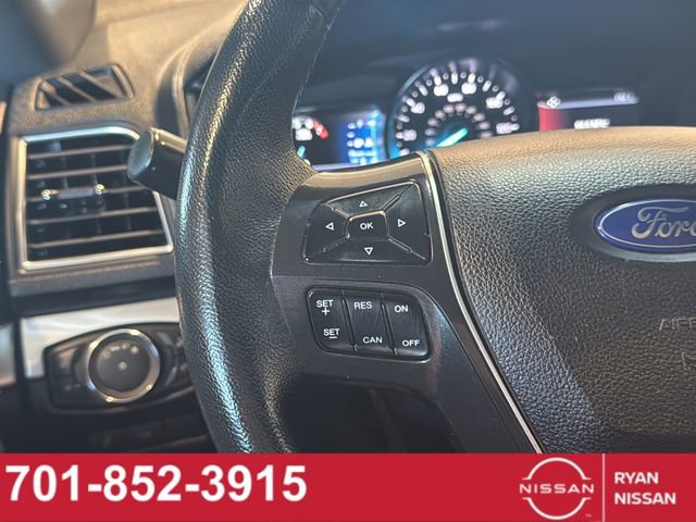 Used 2019 Ford Explorer Limited w/ Class III Trailer Tow Package AWD/4WD image 21