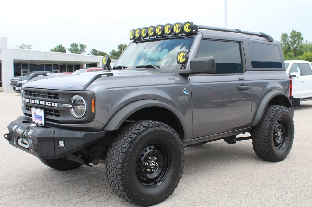 Used 2021 Ford Bronco Black Diamond AWD/4WD image 2