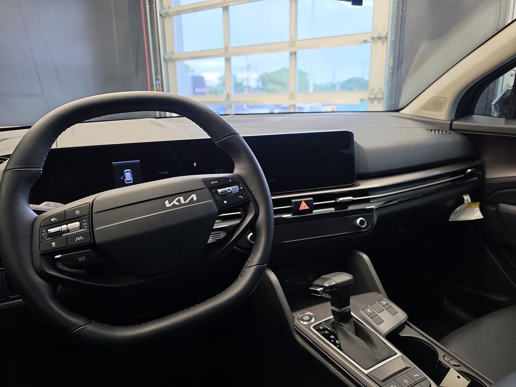 Used 2026 Kia Sportage EX image 15