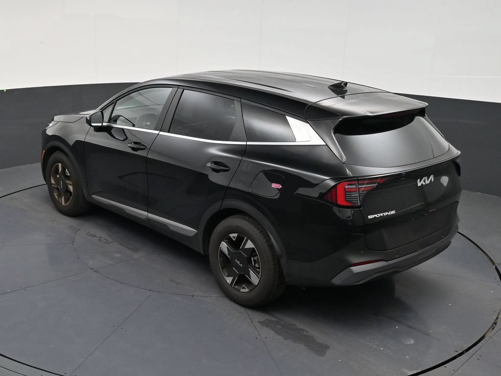 Used 2026 Kia Sportage LX FWD image 14
